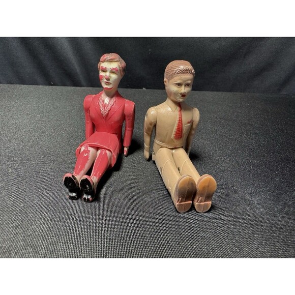 1940s RENWAL Dollhouse Dolls – Jointed Plastic Mom #43 & brother #42 – Vintage - Picture 7 of 8